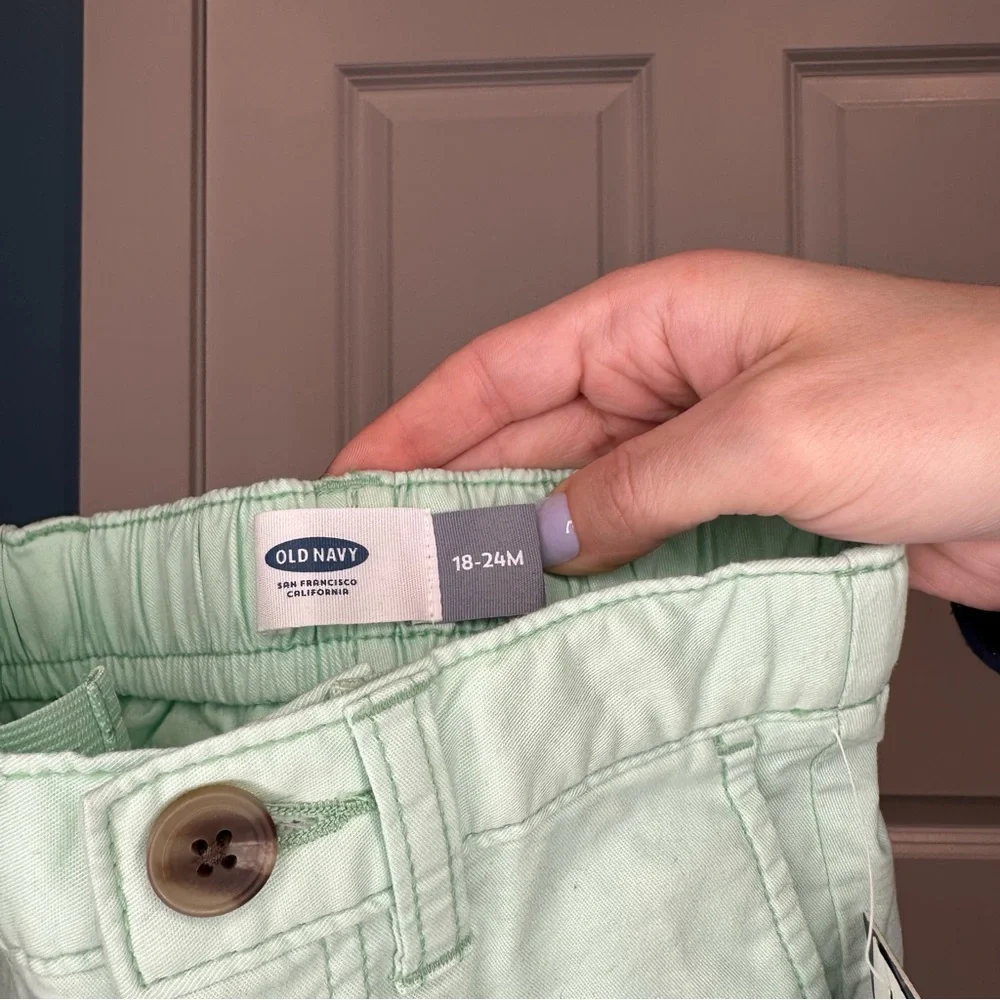 Old‎ Navy Boys Shorts Size 18-24 months NWT